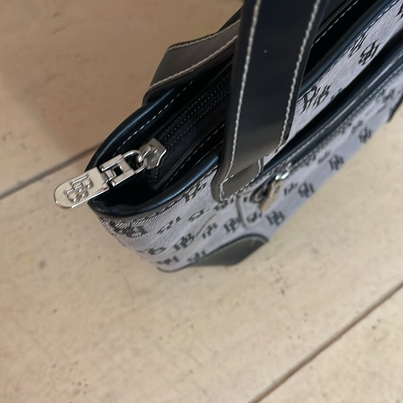 BB Rentano Purse Straps Zipper Closure - Picture 9 of 11